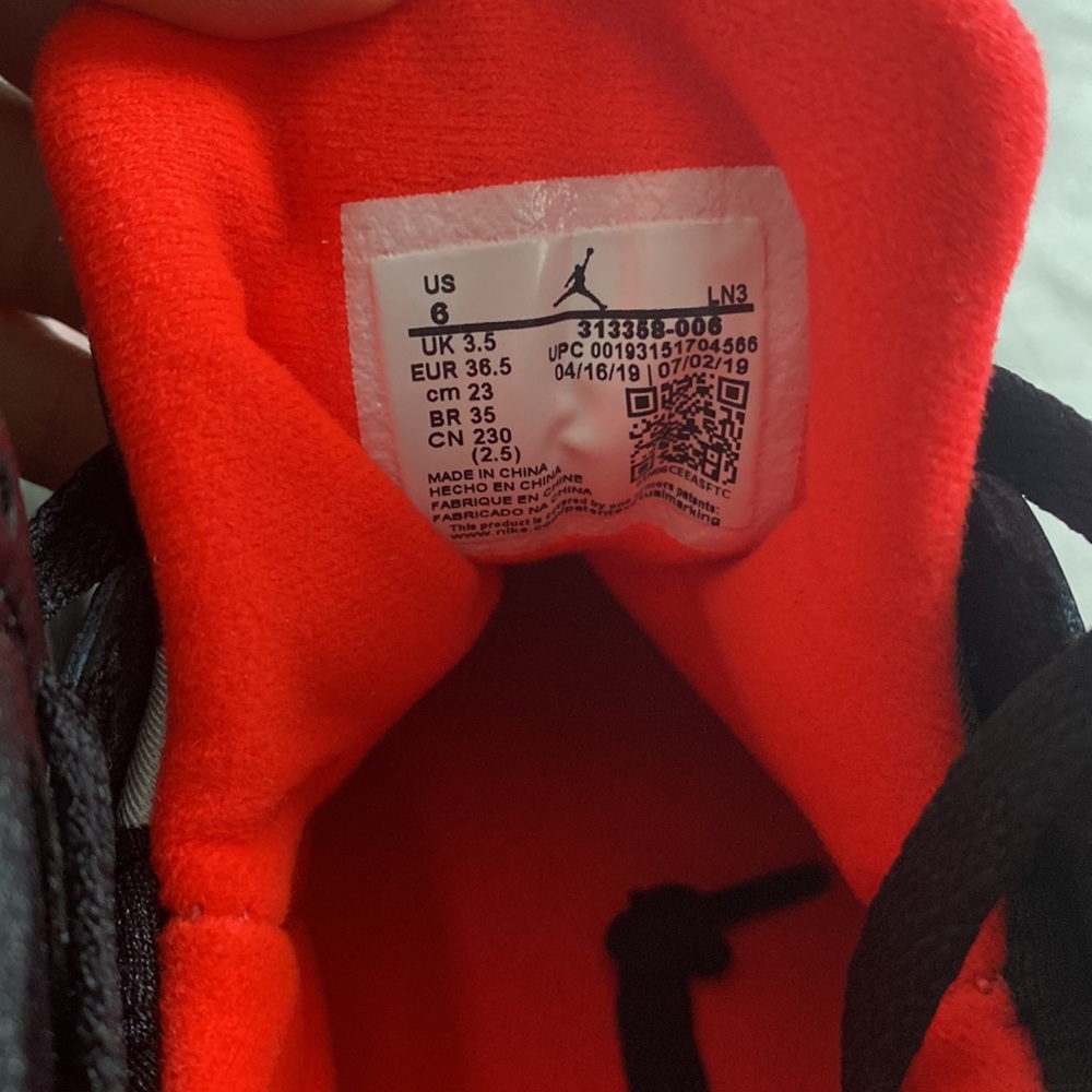 AIR JORDAN 7 RETRO BLACK PATENT LEATHER - Picture 3 of 11